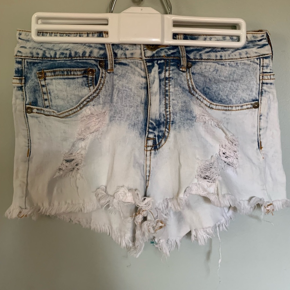 Short shorts
